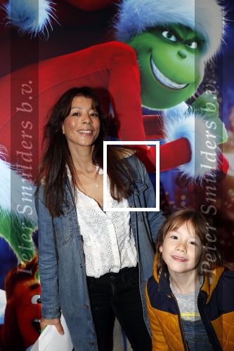 Amsterdam 24 november 2018
Premiere van de Grinch in pathe arena.
Nadja Hupscher met zoon