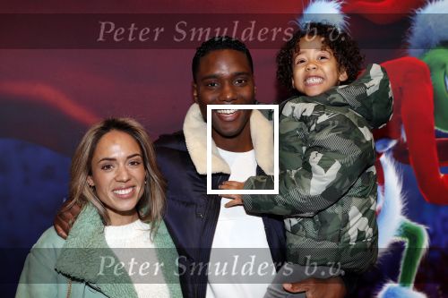 Amsterdam 24 november 2018
Premiere van de Grinch in pathe arena.
Nienke Plas met vriend en zoon.