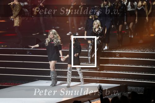 Amsterdam 11 december 2018
Modeshow en feest Nikkie Plessen met heel veel artiesten in AFAS live. 
Nikkie Plessen en Anna Nooshin