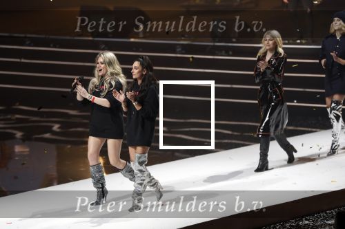 Amsterdam 11 december 2018
Modeshow en feest Nikkie Plessen met heel veel artiesten in AFAS live. 
Nikkie Plessen en Anna Nooshin