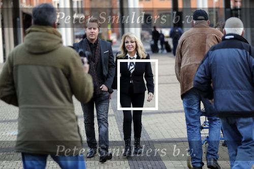 Den Bosch 30 november 2018
Rechtszaak tussen Johan Vlemmix en Patricia Paay. Johan kwam met een look a like pop ( in rolstoel) van zichzelf en Patricia kwam met haar man Robbert Hinfelaar naar de rechtbank in Den Bosch.