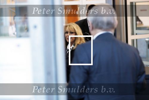 Den Bosch 30 november 2018
Rechtszaak tussen Johan Vlemmix en Patricia Paay. Johan kwam met een look a like pop ( in rolstoel) van zichzelf en Patricia kwam met haar man Robbert Hinfelaar naar de rechtbank in Den Bosch.