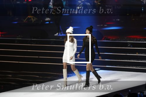 Amsterdam 11 december 2018
Modeshow Nikkie Plessen in AFAS live met div artiesten . Pauline v d Schoot