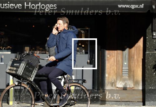 Amsterdam 15 november 2018
Prins Maurits bellend op zijn fiets.