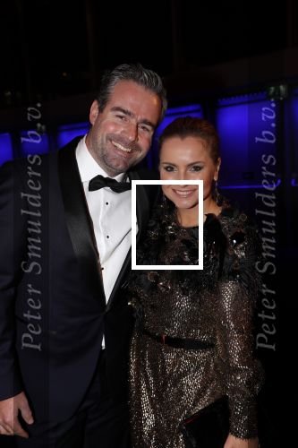 Amsterdam 19 december 2018
Sportman van het jaar verkiezing in afas live. Kjeld Nuis met Sportvrouw van het Jaar 2018 Suzanne Schulting, gehandicapte sporter van het Jaar 2018 Bibian Mentel en de coaches van het Jaar 2018 Jac Orie en Raemon Sluijter De baanwielrenners werden ploeg van het jaar, Marianne Timmer kreeg een ouvre prijs en Rico Verhoeven werd door de Zapp kijkers gekozen tot meest populaire sporter. Raemon met zijn vriendin Fatima Moreiro de Melo