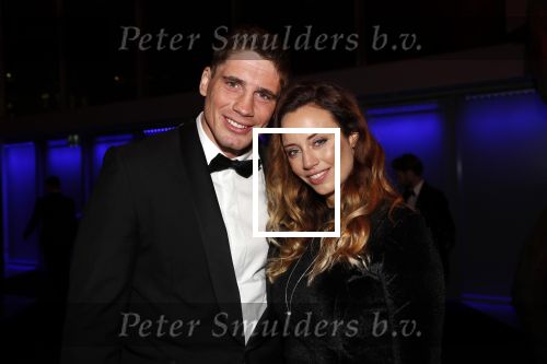 Amsterdam 19 december 2018
Sportman van het jaar verkiezing in afas live. Rico Verhoeven met zijn vrouw