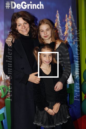 Amsterdam 24 november 2018
Premiere van de Grinch in pathe arena.
Rifka Lodeizen met kinderen