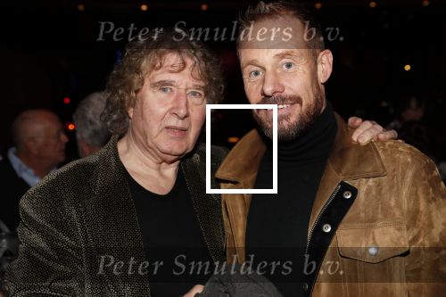 Hilversum 3 december 2018
Tineke de Nooij krijgt ouvre award bij beeld en geluid. Rinke Rooijens met zijn vader Bob