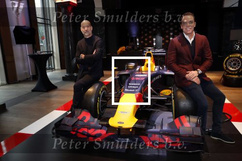 Amsterdam 13 november 2018
Presentatie TAG Heuer horloge van Max Verstappen in Hotel Arena. Robert Doornbos en Rob Kamphues doen de presentatie.