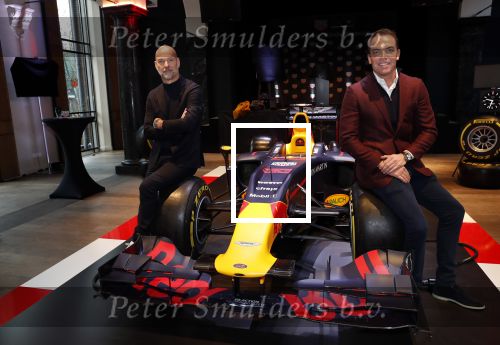 Amsterdam 13 november 2018
Presentatie TAG Heuer horloge van Max Verstappen in Hotel Arena. Robert Doornbos en Rob Kamphues doen de presentatie.