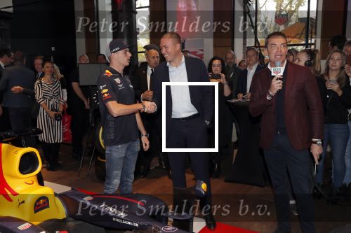 Amsterdam 13 november 2018
Presentatie TAG Heuer horloge van Max Verstappen in Hotel Arena. Robert Doornbos en Rob Kamphues doen de presentatie.