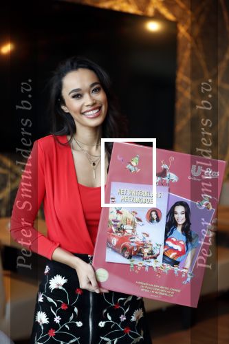 Utrecht 21 november 2018
Presentatie sinterklaas meezingliedjesboek van Romy Monteiro in het FC Utrecht stadion.