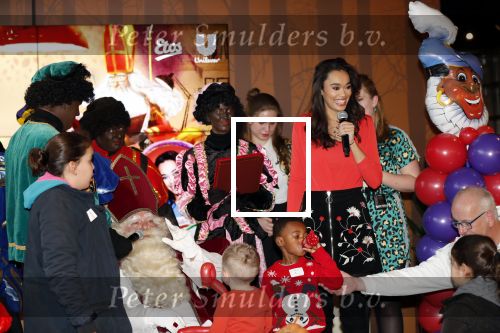 Utrecht 21 november 2018
Presentatie sinterklaas meezingliedjesboek van Romy Monteiro in het FC Utrecht stadion.
