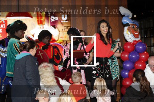 Utrecht 21 november 2018
Presentatie sinterklaas meezingliedjesboek van Romy Monteiro in het FC Utrecht stadion.