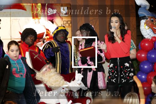 Utrecht 21 november 2018
Presentatie sinterklaas meezingliedjesboek van Romy Monteiro in het FC Utrecht stadion.