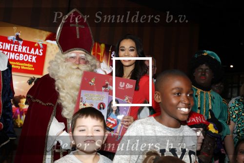 Utrecht 21 november 2018
Presentatie sinterklaas meezingliedjesboek van Romy Monteiro in het FC Utrecht stadion.