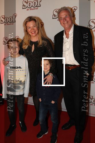 Breda, 18 November 2018
Premiere Musical Soof.
Roos Schlikker met man en kinderen