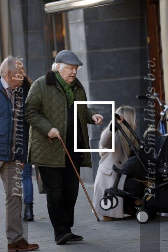 Amsterdam 15 november 2018
Rudi Fuchs op straat in Amsterdam zuid.
