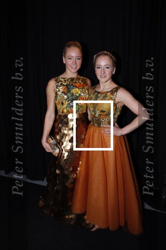 Amsterdam 19 december 2018
Sportman van het jaar verkiezing in afas live. Sanne en Lieke Wevers in jurk van Addy v d Krommenacker