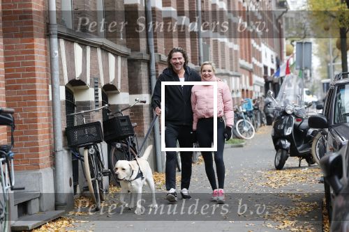 Amsterdam 22 november 2018
Sonja Bakker met vriend Barry Suijdam aan de wandel met hun hond in Amsterdam zuid.