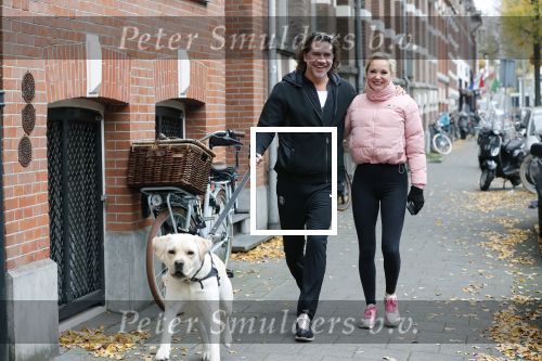 Amsterdam 22 november 2018
Sonja Bakker met vriend Barry Suijdam aan de wandel met hun hond in Amsterdam zuid.