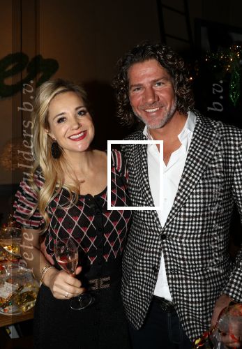 Amsterdam, 6 December 2018
Uitreiking boek Sonja Bakker
Sonja Bakker met haar vriend Barry Suijdam