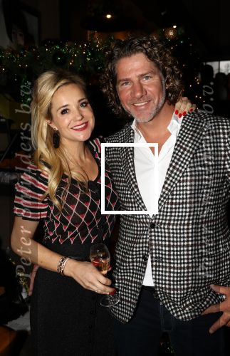Amsterdam, 6 December 2018
Uitreiking boek Sonja Bakker
Sonja Bakker met haar vriend Barry Suijdam