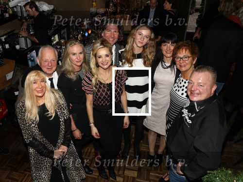 Amsterdam, 6 December 2018
Uitreiking boek Sonja Bakker
Sonja Bakker en Barry Suijdam Familie en Mary Borsato