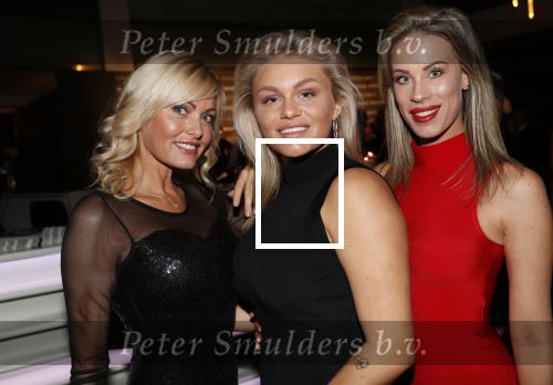 Amsterdam 6 december 2018
Openingsavond VIP van de luxery fair in de RAI. Sophia de Boer met dochter Roxanne Kwant