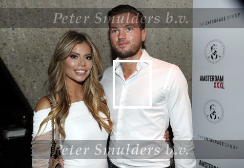 Amsterdam 27 november 2018
Presentatie Amsterdam XXXL magazine bij Butcher in de ADAM toren. Stephanie Tency met vriend