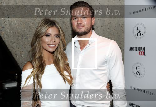 Amsterdam 27 november 2018
Presentatie Amsterdam XXXL magazine bij Butcher in de ADAM toren. Stephanie Tency met vriend