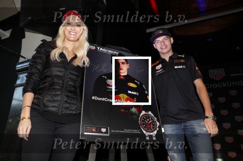 Amsterdam 13 november 2018
Presentatie TAG Heuer horloge van Max Verstappen in Hotel Arena. Robert Doornbos en Rob Kamphues doen de presentatie. Super car Blondie Alex