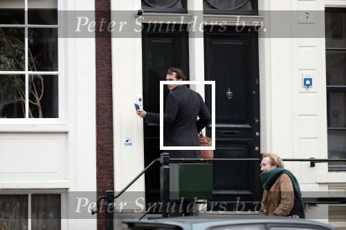 Amsterdam 25 november 2018
Thierry Baudet vertrekt vanaf zijn huis naar het programma buitenhof van Paul Witteman.