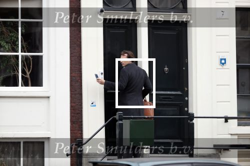 Amsterdam 25 november 2018
Thierry Baudet vertrekt vanaf zijn huis naar het programma buitenhof van Paul Witteman.