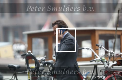 Amsterdam 25 november 2018
Thierry Baudet vertrekt vanaf zijn huis naar het programma buitenhof van Paul Witteman.