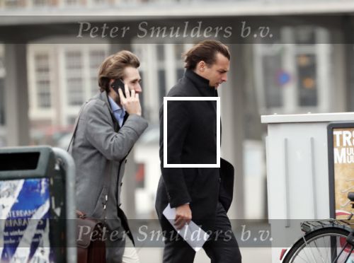 Amsterdam 25 november 2018
Thierry Baudet vertrekt vanaf zijn huis naar het programma buitenhof van Paul Witteman.