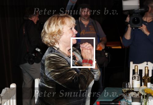 Hilversum 3 december 2018
Tineke de Nooij krijgt ouvre award bij beeld en geluid.