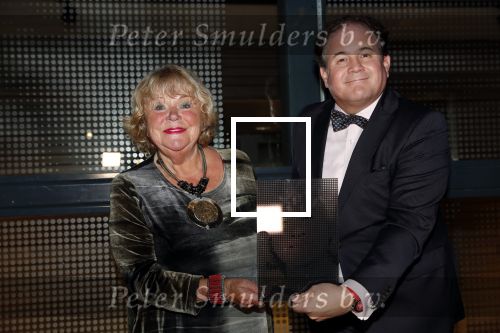 Hilversum 3 december 2018
Tineke de Nooij krijgt ouvre award bij beeld en geluid.