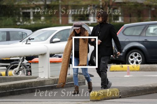 Den Haag  29 oktober 2018
Waylon en zijn zwangere vriendin Bibi Breijman gaan op controle in het Bronovo ziekenhorsche Panamera Turbo naartoe.
