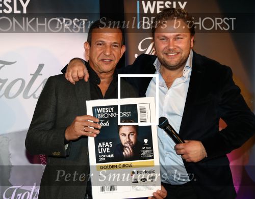 Amsterdam, 6 December 2018
Uitreiking boek Sonja Bakker
Presentatie CD Wesly Bronkhorst
Wesly Bronkhorst en Najib Amhali