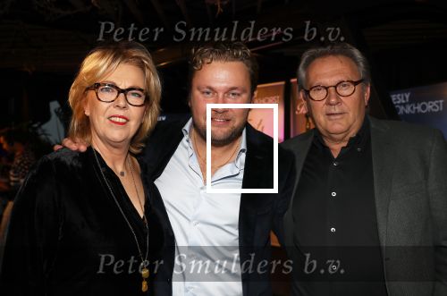 Amsterdam, 6 December 2018
Uitreiking boek Sonja Bakker
Presentatie CD Wesly Bronkhorst
Wesly Bronkhorst en ouders