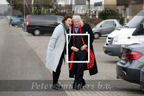 Nederhorst den Berg 5 december 2018
Opnames liedje voor afscheid Edwin Evers door heel veel collegaâ€™s en artiesten in de Bullet sound studioâ€™s. Willibrord Frequin met zijn vriendin