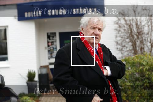 Nederhorst den Berg 5 december 2018
Opnames liedje voor afscheid Edwin Evers door heel veel collegaâ€™s en artiesten in de Bullet sound studioâ€™s. Willibrord Frequin met zijn vriendin