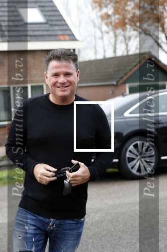 Nederhorst den Berg 5 december 2018
Opnames liedje voor afscheid Edwin Evers door heel veel collegaâ€™s en artiesten in de Bullet sound studioâ€™s. Wolter Kroes