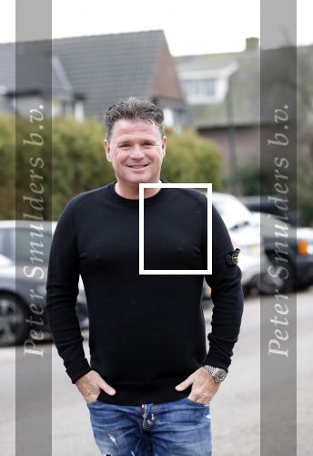 Nederhorst den Berg 5 december 2018
Opnames liedje voor afscheid Edwin Evers door heel veel collegaâ€™s en artiesten in de Bullet sound studioâ€™s. Wolter Kroes