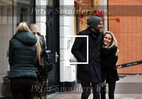 Amsterdam 12 december 2018
Xander de Buisonje met zijn vrouw Sophie aan het winkelen.