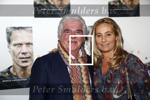 Amsterdam 2 december 2019
Boep presentatie Marco v Basten in de stadsschouwburg van Amsterdam.
Alphons Peters met zijn vrouw