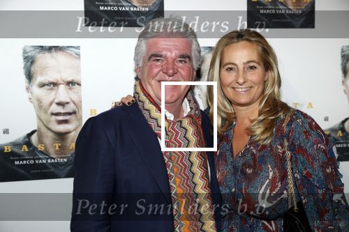 Amsterdam 2 december 2019
Boep presentatie Marco v Basten in de stadsschouwburg van Amsterdam.
Alphons Peters met zijn vrouw