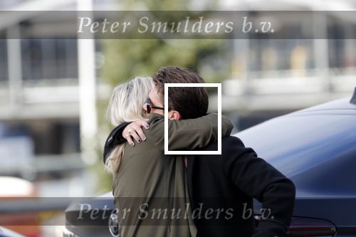 Schiphol 29 november 2019
Andre Hazes en zijn neef/vriend Djarno Hofland arriveren op schiphol nadat ze samen in New York NY zijn geweest. Bridget Maasland haalt hem op met de BMW X6 van Andre. Ze stond buiten te wachten