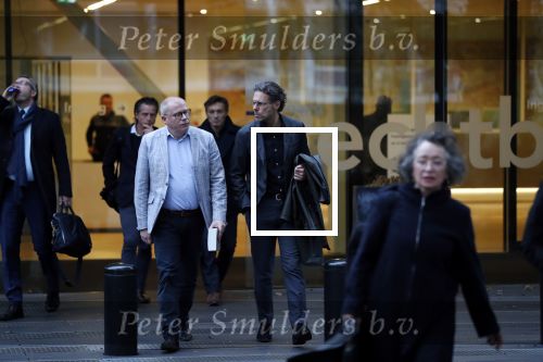 Amsterdam 15 november 2019
Rechtszaak Auke Kok versus de johan Cruijff foundation. Na zitting is de boekpresentatie in cafe op de middenweg.